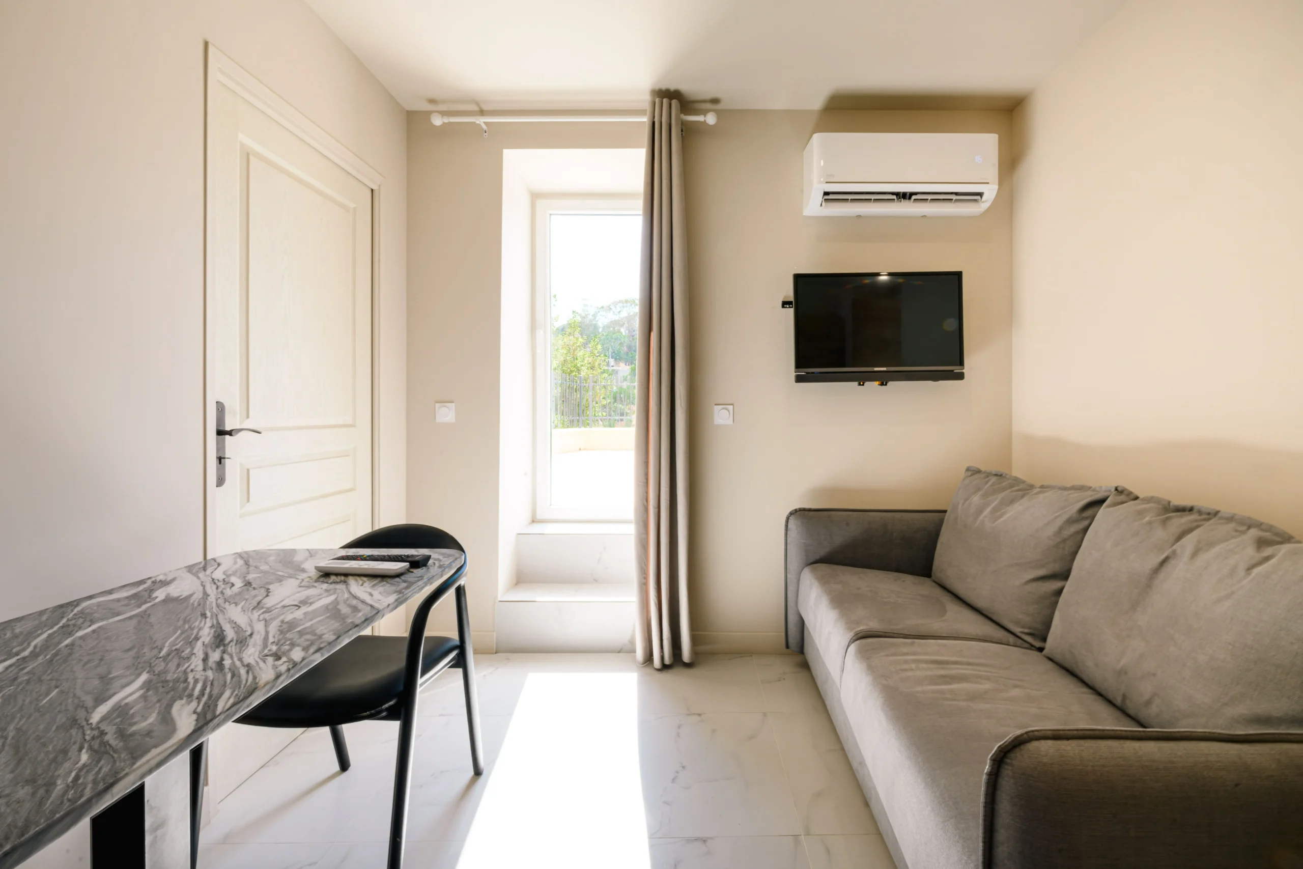 Cliquer pour agrandir Diamond 14 — Gold Lyon Cannes